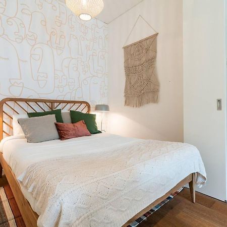 Graceful Design Studio With Romantic View Lisbona Esterno foto