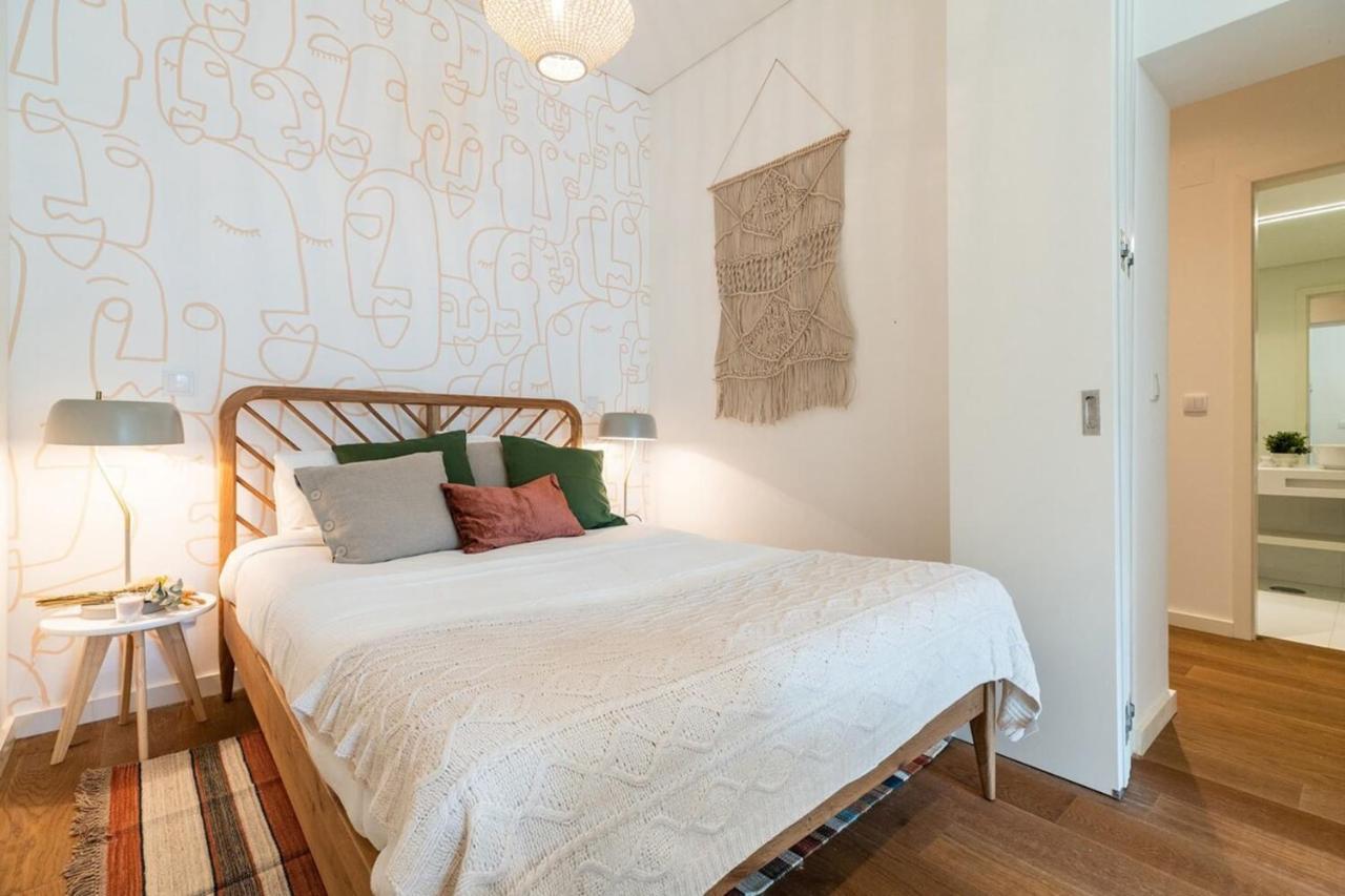 Graceful Design Studio With Romantic View Lisbona Esterno foto