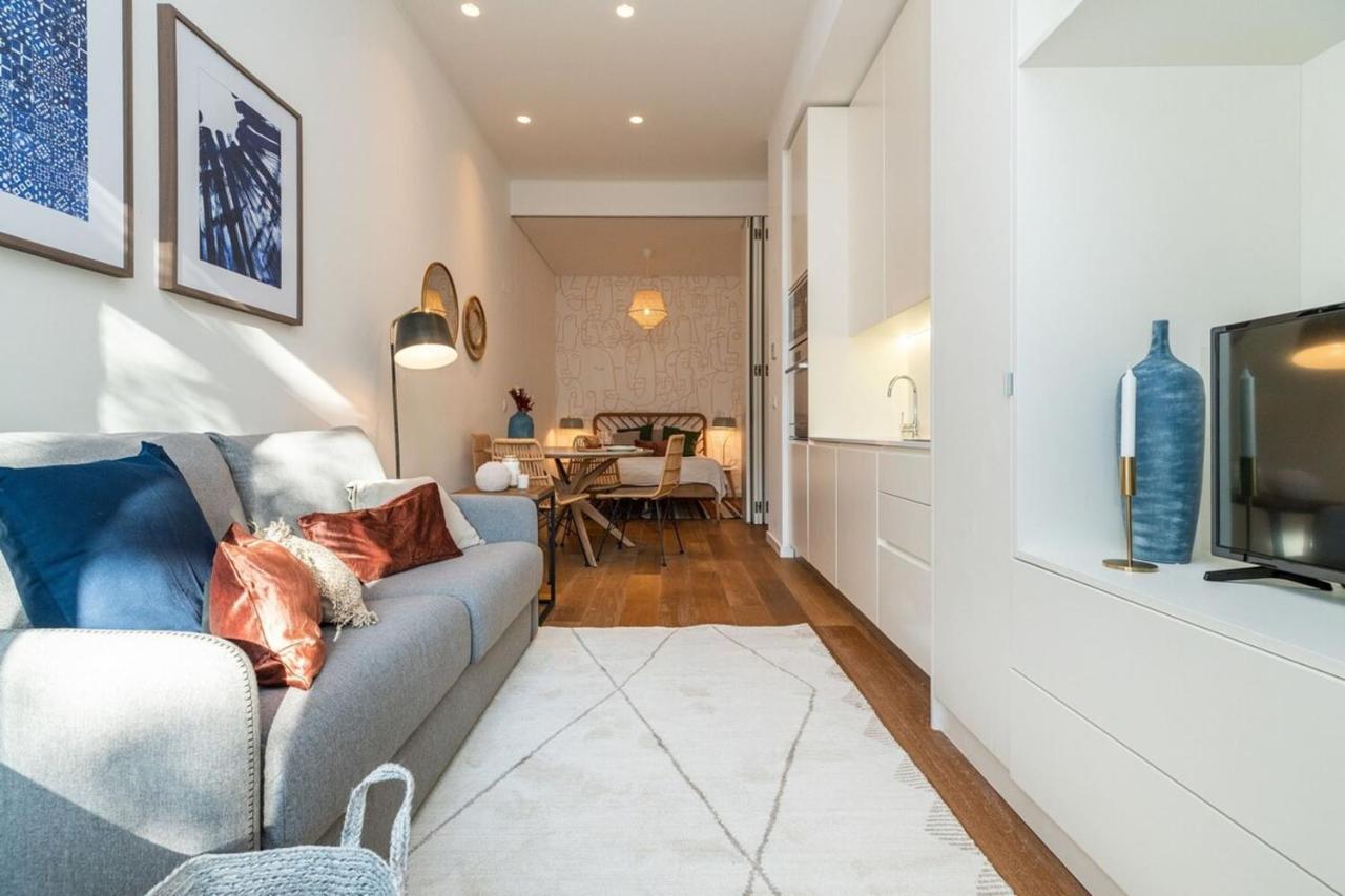 Graceful Design Studio With Romantic View Lisbona Esterno foto