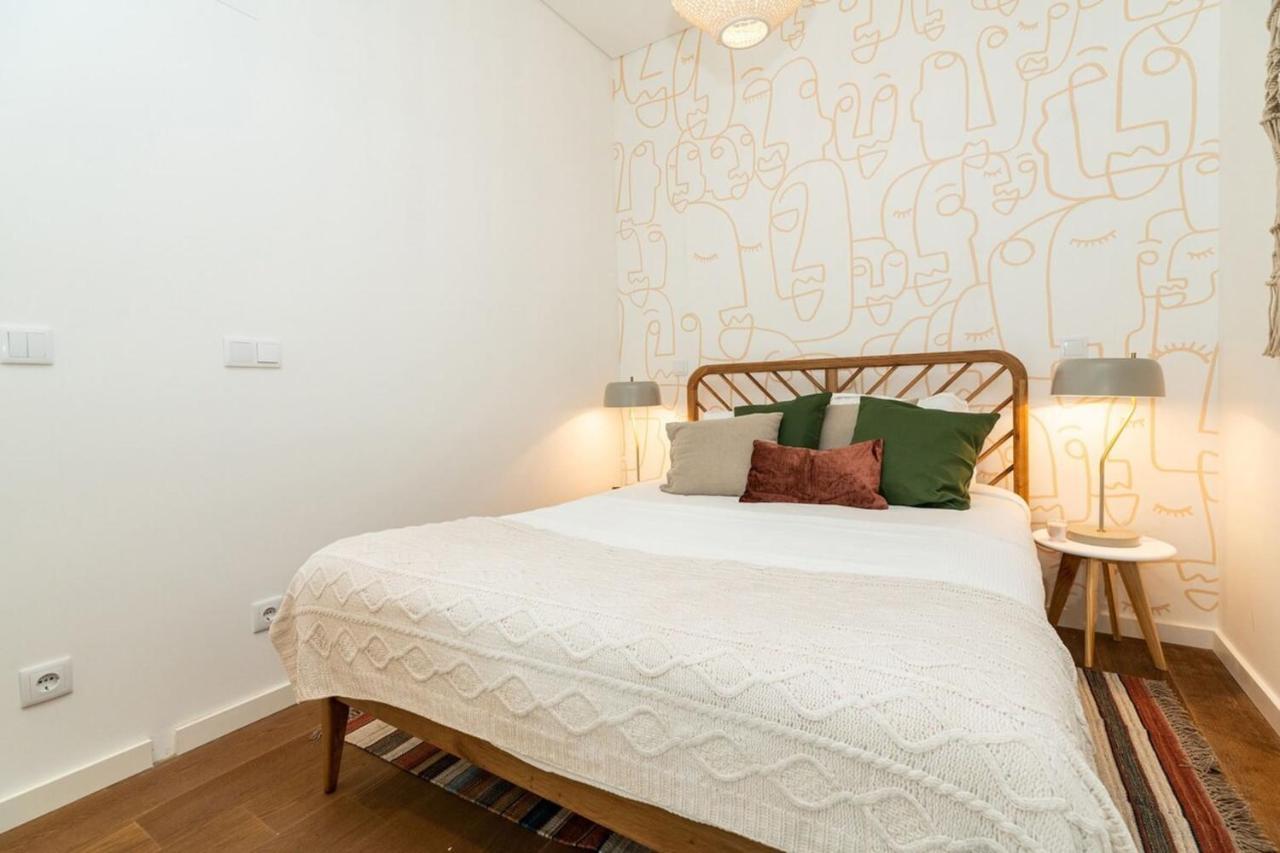 Graceful Design Studio With Romantic View Lisbona Esterno foto