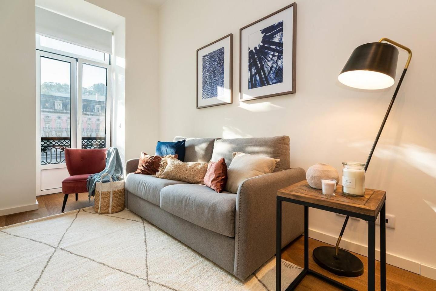 Graceful Design Studio With Romantic View Lisbona Esterno foto